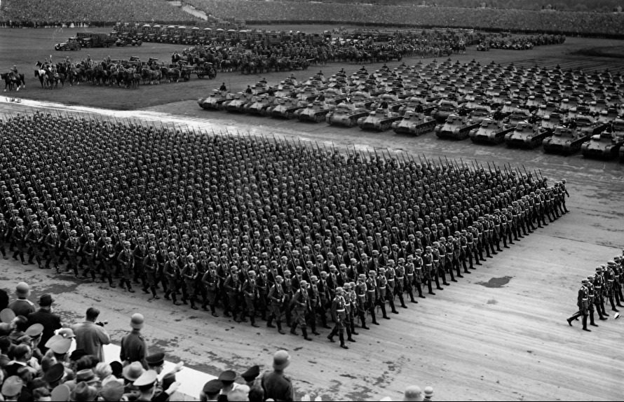 Фото парада фашистских войск