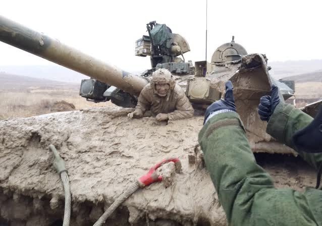 Юмор про танкистов: танки грязи не боятся...